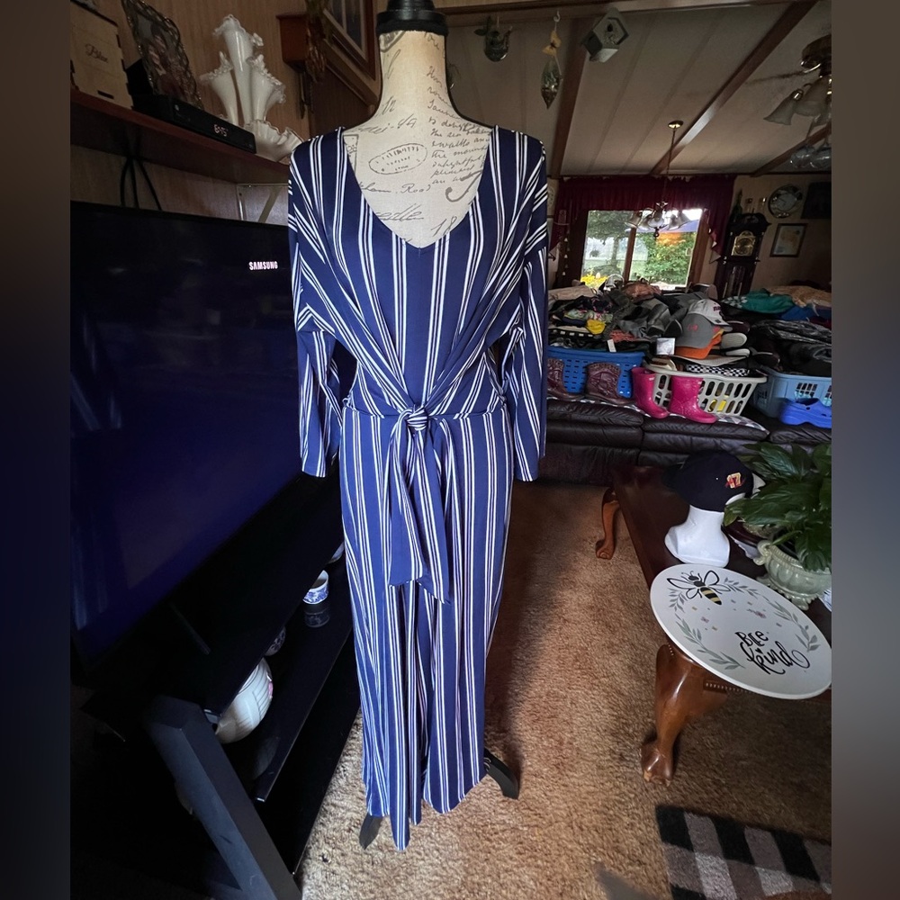 Women’s New Directions blue and white striped jumpsuit long sleeve tie waist.